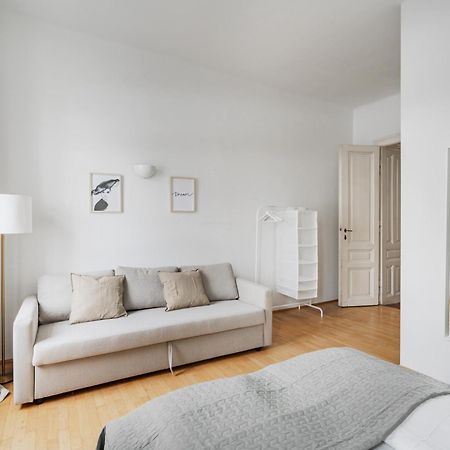 Urban Vienna Living - 18Th District Aparthotel Bagian luar foto