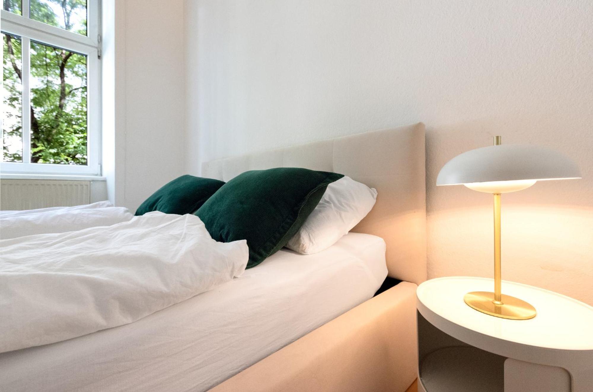 Urban Vienna Living - 18Th District Aparthotel Bagian luar foto