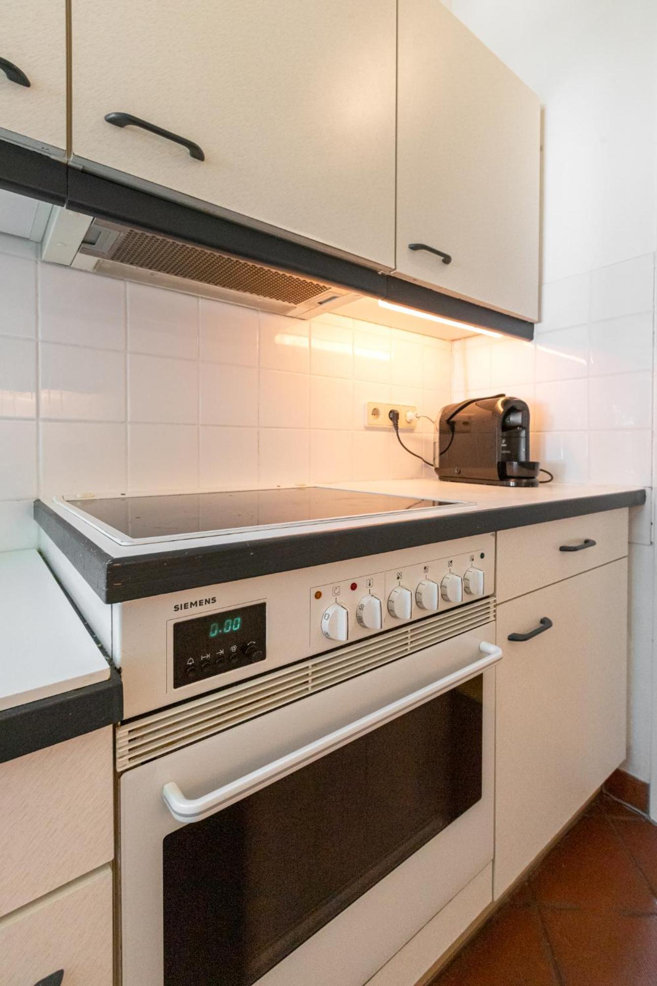 Urban Vienna Living - 18Th District Aparthotel Bagian luar foto