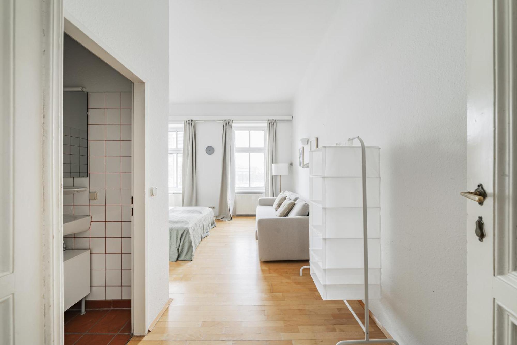 Urban Vienna Living - 18Th District Aparthotel Bagian luar foto