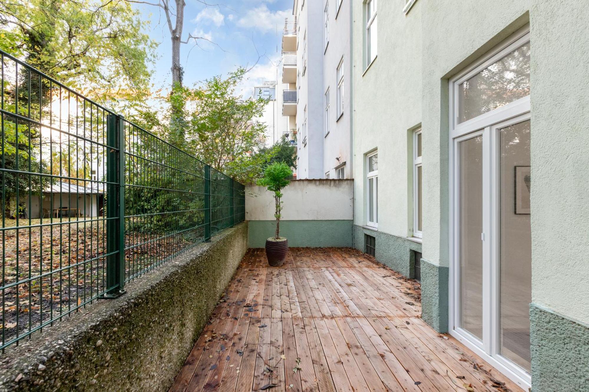 Urban Vienna Living - 18Th District Aparthotel Bagian luar foto