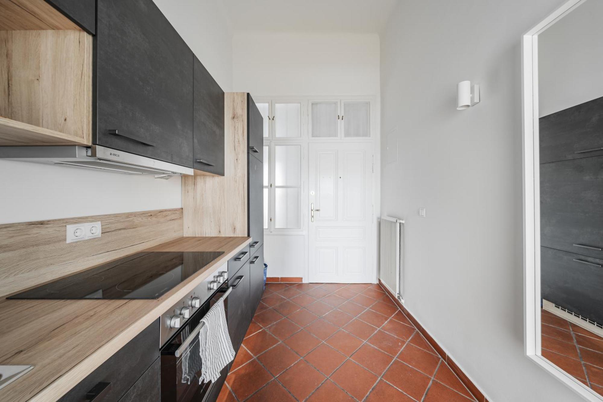 Urban Vienna Living - 18Th District Aparthotel Bagian luar foto