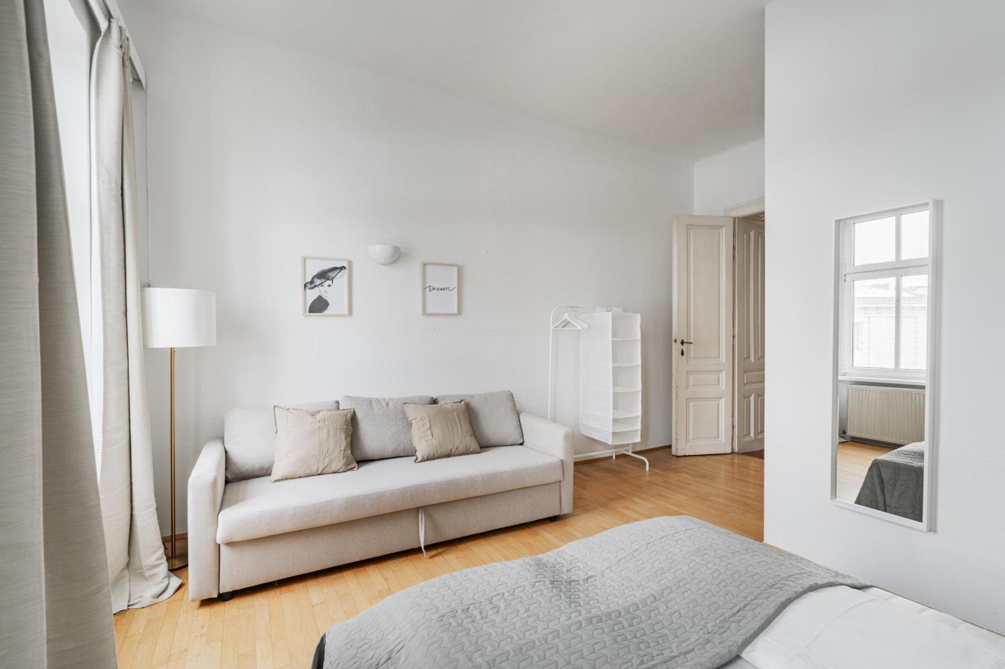 Urban Vienna Living - 18Th District Aparthotel Bagian luar foto